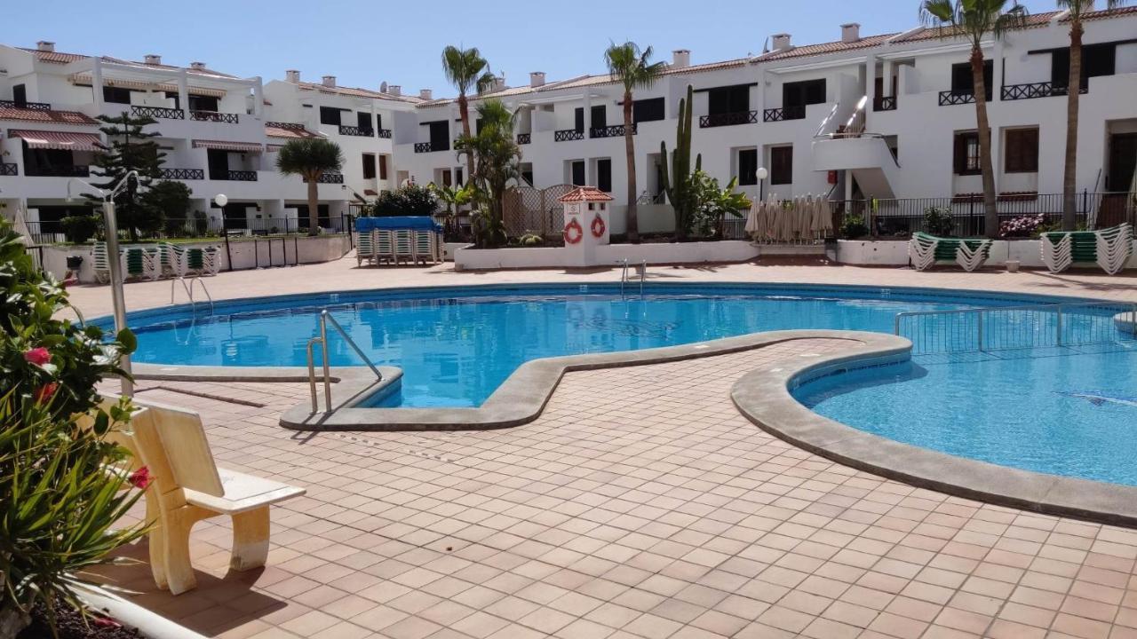 Under The Lime, Beautiful Apartment Los Cristianos Лос Кристианос Экстерьер фото