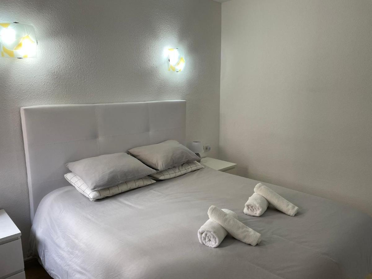 Under The Lime, Beautiful Apartment Los Cristianos Лос Кристианос Экстерьер фото
