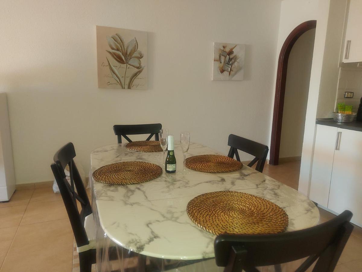 Under The Lime, Beautiful Apartment Los Cristianos Лос Кристианос Экстерьер фото